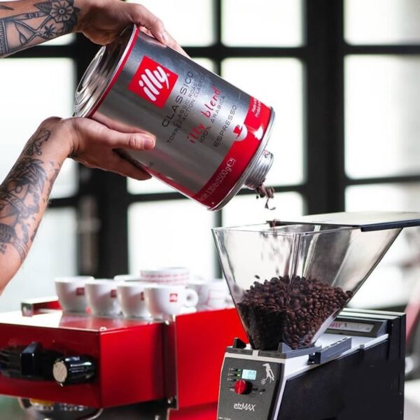 Illy Classico Classic Roast Coffee Beans 1.5kg - Image 2