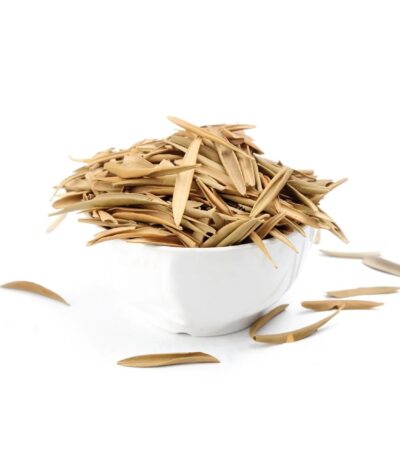 Dried olive leaves